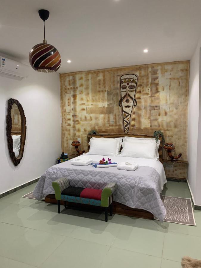 Le Diamant Noir Hotel Nguékokh Екстериор снимка